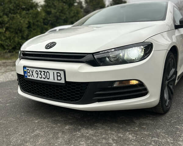 Білий Фольксваген Скірокко, об'ємом двигуна 1.4 л та пробігом 265 тис. км за 8100 $, фото 1 на Automoto.ua