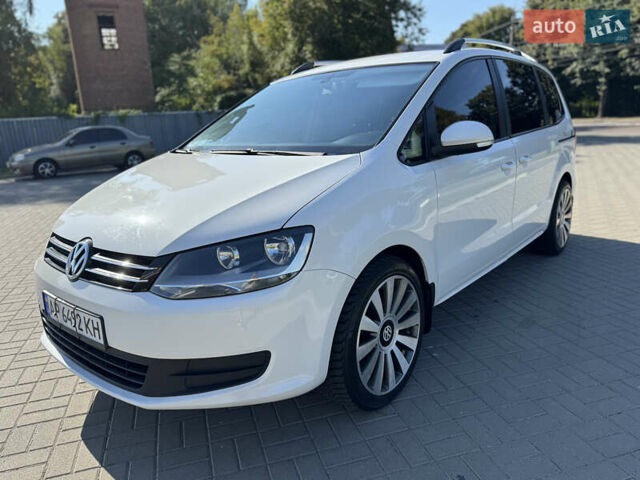 Белый Фольксваген Шаран, объемом двигателя 1.97 л и пробегом 337 тыс. км за 9499 $, фото 1 на Automoto.ua