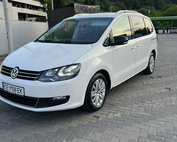 Белый Фольксваген Шаран, объемом двигателя 1.97 л и пробегом 276 тыс. км за 14200 $, фото 1 на Automoto.ua