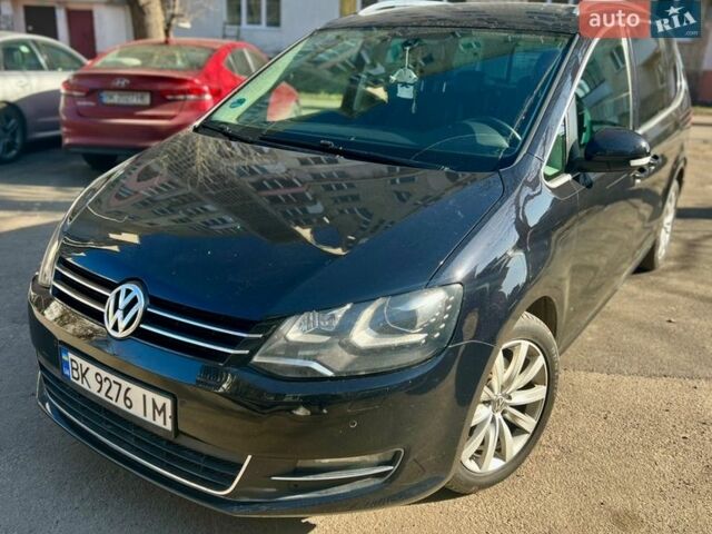 Чорний Фольксваген Шаран, об'ємом двигуна 2 л та пробігом 263 тис. км за 11200 $, фото 1 на Automoto.ua