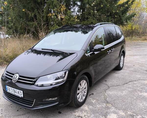 Черный Фольксваген Шаран, объемом двигателя 2 л и пробегом 147 тыс. км за 20000 $, фото 1 на Automoto.ua