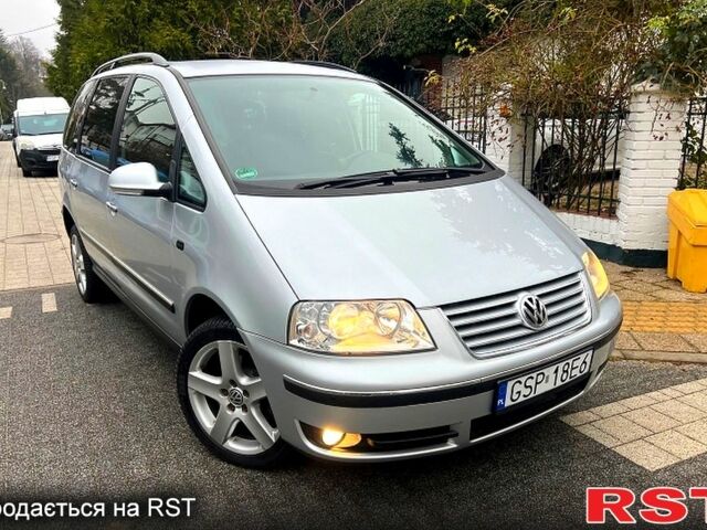 Фольксваген Шаран, объемом двигателя 1.9 л и пробегом 200 тыс. км за 1400 $, фото 1 на Automoto.ua