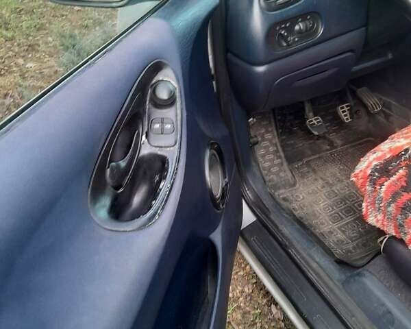 Серый Фольксваген Шаран, объемом двигателя 1.9 л и пробегом 400 тыс. км за 3139 $, фото 1 на Automoto.ua