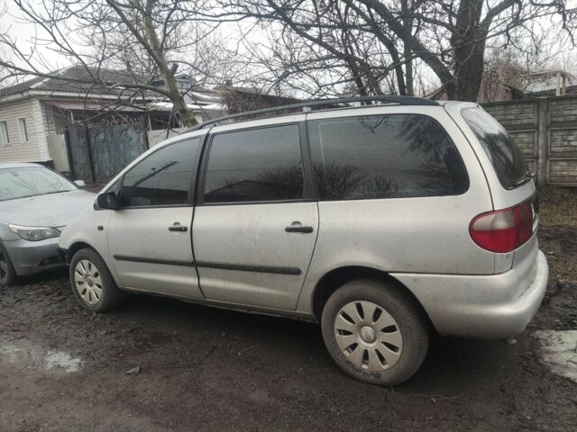 Сірий Фольксваген Шаран, об'ємом двигуна 1.9 л та пробігом 390 тис. км за 1500 $, фото 1 на Automoto.ua