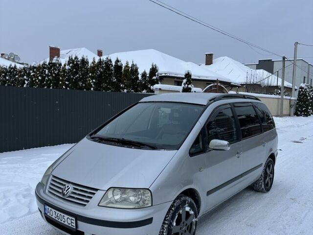 Серый Фольксваген Шаран, объемом двигателя 1.9 л и пробегом 390 тыс. км за 5900 $, фото 1 на Automoto.ua
