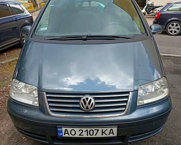 Сірий Фольксваген Шаран, об'ємом двигуна 1.9 л та пробігом 300 тис. км за 5534 $, фото 1 на Automoto.ua