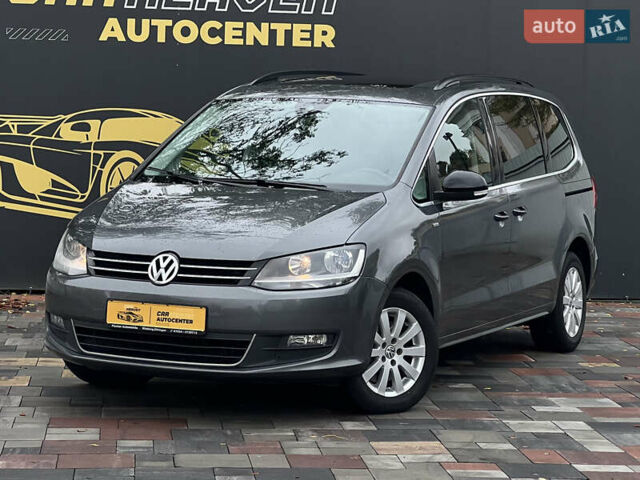 Сірий Фольксваген Шаран, об'ємом двигуна 2 л та пробігом 340 тис. км за 14000 $, фото 1 на Automoto.ua
