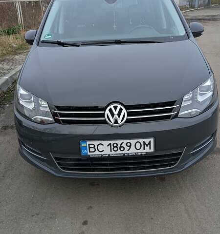 Сірий Фольксваген Шаран, об'ємом двигуна 2 л та пробігом 282 тис. км за 17300 $, фото 1 на Automoto.ua