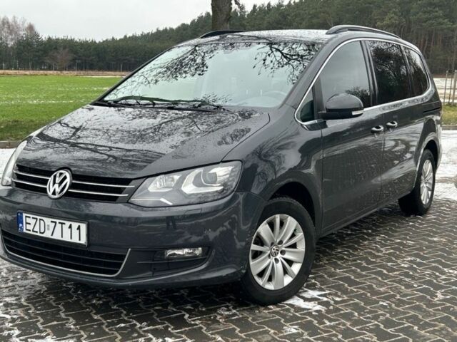 Сірий Фольксваген Шаран, об'ємом двигуна 2 л та пробігом 166 тис. км за 3800 $, фото 1 на Automoto.ua