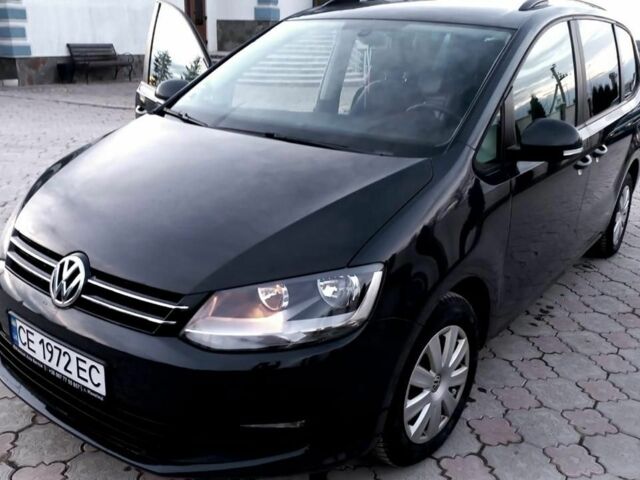 Серый Фольксваген Шаран, объемом двигателя 2 л и пробегом 1 тыс. км за 334 $, фото 1 на Automoto.ua