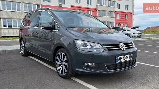 Серый Фольксваген Шаран, объемом двигателя 1.97 л и пробегом 255 тыс. км за 19399 $, фото 1 на Automoto.ua