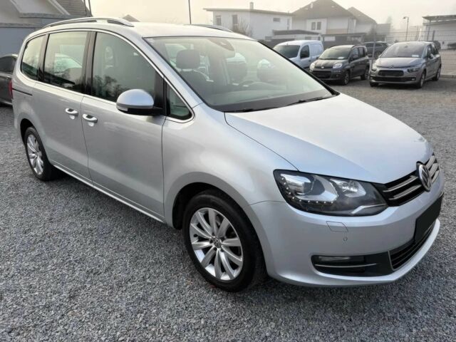 Сірий Фольксваген Шаран, об'ємом двигуна 2 л та пробігом 47 тис. км за 10500 $, фото 1 на Automoto.ua