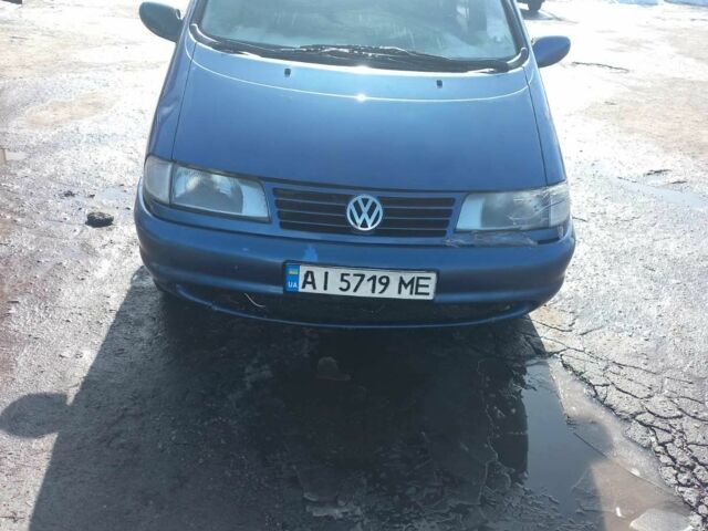 Синій Фольксваген Шаран, об'ємом двигуна 2 л та пробігом 423 тис. км за 1800 $, фото 1 на Automoto.ua