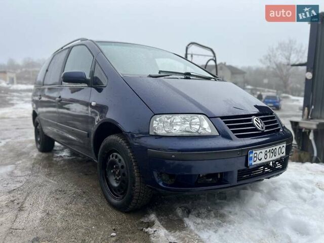 Синій Фольксваген Шаран, об'ємом двигуна 1.9 л та пробігом 400 тис. км за 2850 $, фото 1 на Automoto.ua