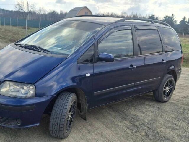 Синій Фольксваген Шаран, об'ємом двигуна 1.9 л та пробігом 400 тис. км за 3600 $, фото 1 на Automoto.ua