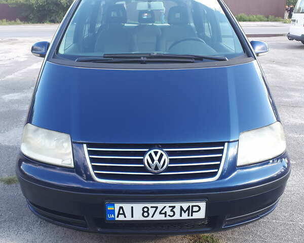 Синий Фольксваген Шаран, объемом двигателя 1.9 л и пробегом 320 тыс. км за 5700 $, фото 1 на Automoto.ua