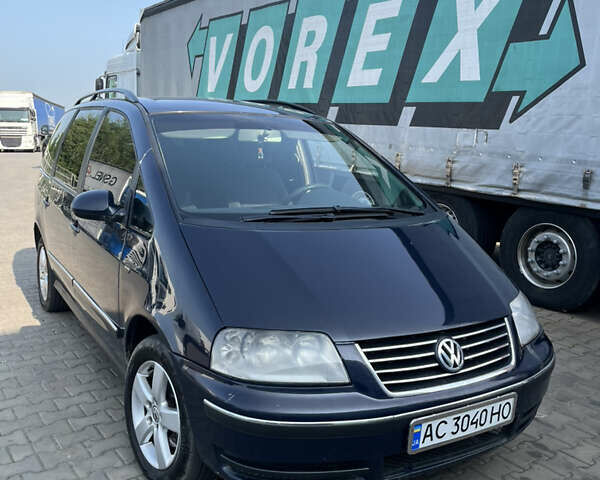 Синий Фольксваген Шаран, объемом двигателя 1.9 л и пробегом 388 тыс. км за 6700 $, фото 1 на Automoto.ua