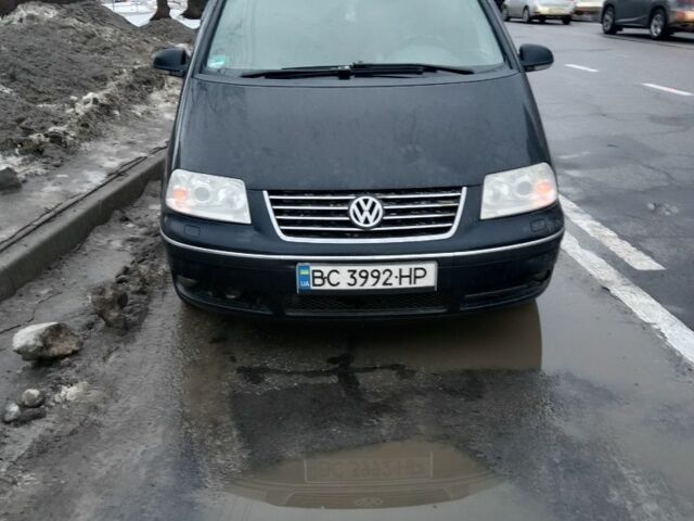 Синій Фольксваген Шаран, об'ємом двигуна 2 л та пробігом 339 тис. км за 4000 $, фото 1 на Automoto.ua