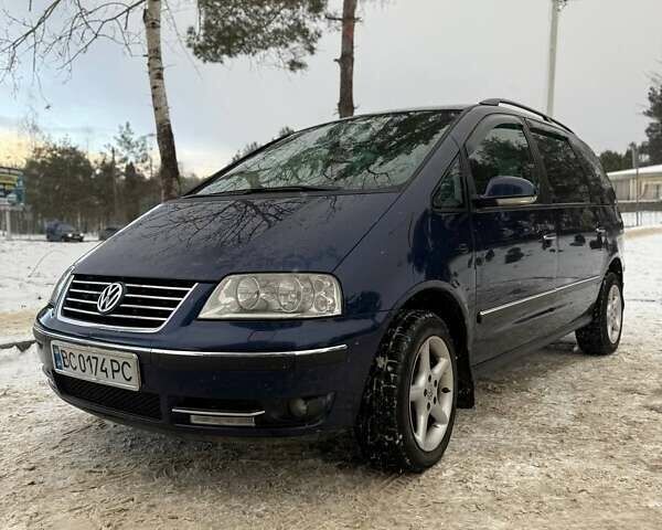 Синій Фольксваген Шаран, об'ємом двигуна 2 л та пробігом 309 тис. км за 6700 $, фото 1 на Automoto.ua