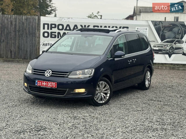 Синій Фольксваген Шаран, об'ємом двигуна 2 л та пробігом 260 тис. км за 13800 $, фото 1 на Automoto.ua