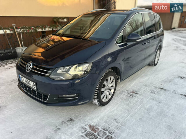 Синій Фольксваген Шаран, об'ємом двигуна 2 л та пробігом 269 тис. км за 12400 $, фото 1 на Automoto.ua