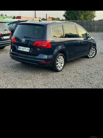 Синій Фольксваген Шаран, об'ємом двигуна 2 л та пробігом 285 тис. км за 14600 $, фото 1 на Automoto.ua