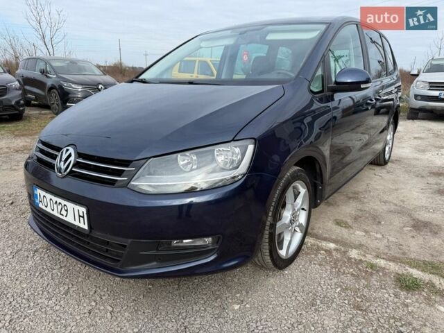 Синий Фольксваген Шаран, объемом двигателя 1.97 л и пробегом 284 тыс. км за 12800 $, фото 1 на Automoto.ua