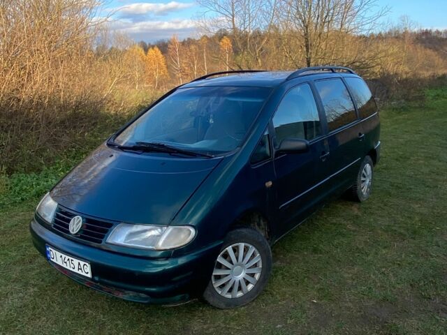 Зелений Фольксваген Шаран, об'ємом двигуна 1.9 л та пробігом 430 тис. км за 1950 $, фото 1 на Automoto.ua