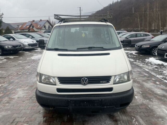 Білий Фольксваген T4 (Transporter) пасс., об'ємом двигуна 2.5 л та пробігом 246 тис. км за 2363 $, фото 1 на Automoto.ua