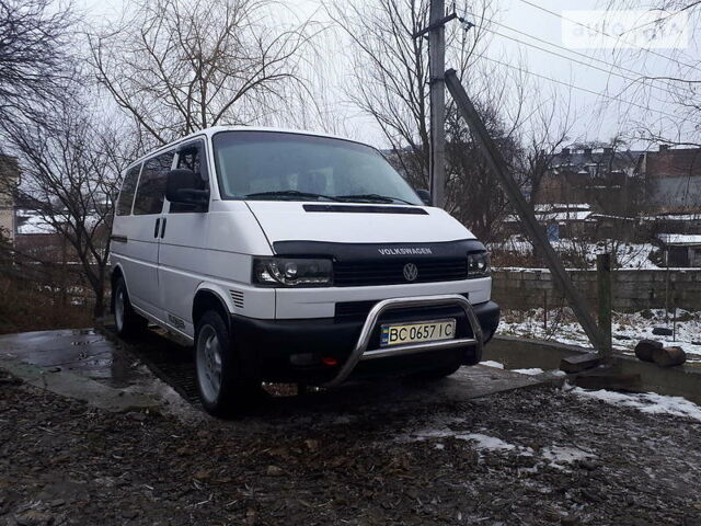 Білий Фольксваген T4 (Transporter) пасс., об'ємом двигуна 1.9 л та пробігом 392 тис. км за 5900 $, фото 1 на Automoto.ua