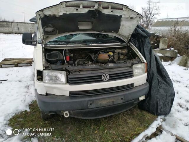 Білий Фольксваген T4 (Transporter) пасс., об'ємом двигуна 2.5 л та пробігом 730 тис. км за 3500 $, фото 1 на Automoto.ua