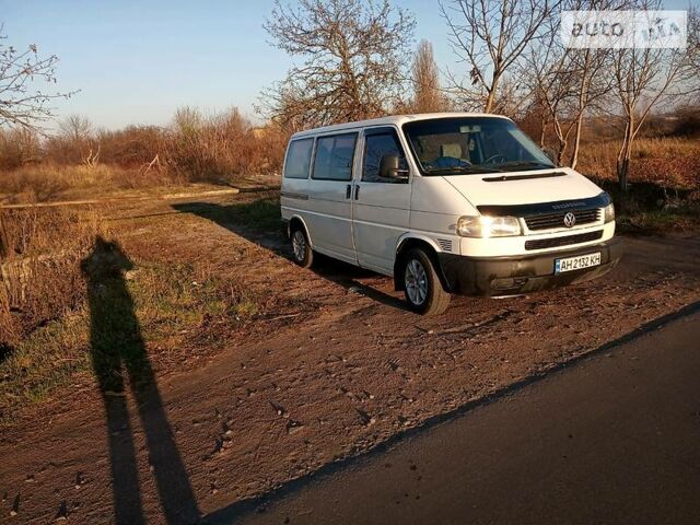 Білий Фольксваген T4 (Transporter) пасс., об'ємом двигуна 1.9 л та пробігом 365 тис. км за 7499 $, фото 1 на Automoto.ua