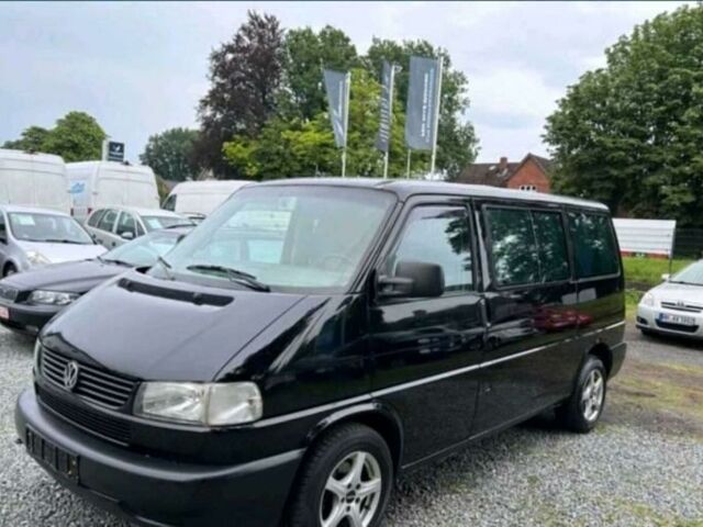 Чорний Фольксваген T4 (Transporter) пасс., об'ємом двигуна 2.5 л та пробігом 200 тис. км за 1950 $, фото 1 на Automoto.ua