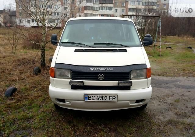 Фольксваген T4 (Transporter) пасс., об'ємом двигуна 1.9 л та пробігом 346 тис. км за 7500 $, фото 1 на Automoto.ua