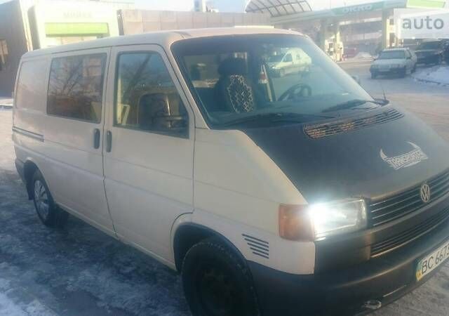 Фольксваген T4 (Transporter) пасс., об'ємом двигуна 2.5 л та пробігом 330 тис. км за 5500 $, фото 1 на Automoto.ua