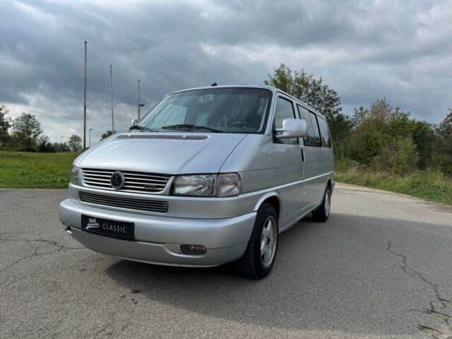 Сірий Фольксваген T4 (Transporter) пасс., об'ємом двигуна 1.9 л та пробігом 250 тис. км за 2100 $, фото 1 на Automoto.ua