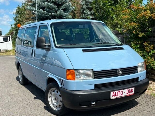 Синій Фольксваген T4 (Transporter) пасс., об'ємом двигуна 2.5 л та пробігом 305 тис. км за 31 $, фото 1 на Automoto.ua