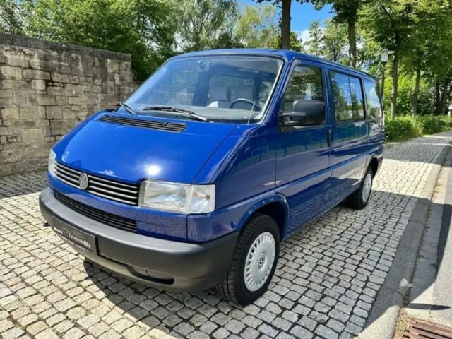 Синій Фольксваген T4 (Transporter) пасс., об'ємом двигуна 2.5 л та пробігом 305 тис. км за 33 $, фото 1 на Automoto.ua