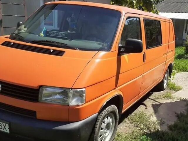 Помаранчевий Фольксваген T4 (Transporter) пасс., об'ємом двигуна 2.4 л та пробігом 370 тис. км за 3300 $, фото 1 на Automoto.ua