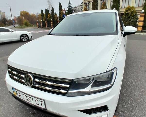 Білий Фольксваген Tiguan Allspace, об'ємом двигуна 2 л та пробігом 161 тис. км за 18200 $, фото 1 на Automoto.ua