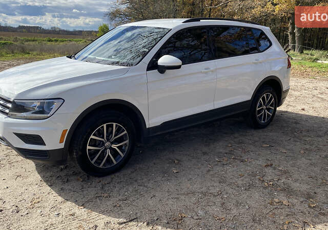 Белый Фольксваген Tiguan Allspace, объемом двигателя 2 л и пробегом 32 тыс. км за 18300 $, фото 1 на Automoto.ua