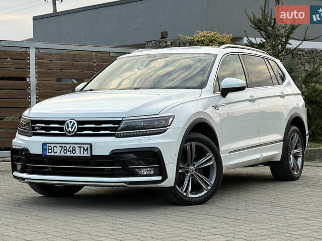 Белый Фольксваген Tiguan Allspace, объемом двигателя 2 л и пробегом 184 тыс. км за 31499 $, фото 1 на Automoto.ua