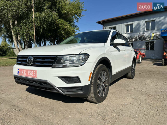 Білий Фольксваген Tiguan Allspace, об'ємом двигуна 2 л та пробігом 215 тис. км за 16999 $, фото 1 на Automoto.ua