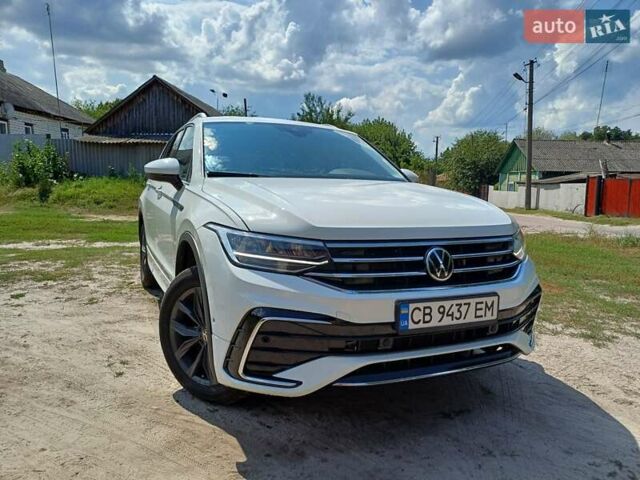 Білий Фольксваген Tiguan Allspace, об'ємом двигуна 2 л та пробігом 20 тис. км за 32000 $, фото 1 на Automoto.ua