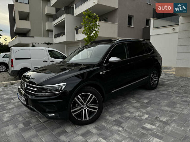 Черный Фольксваген Tiguan Allspace, объемом двигателя 2 л и пробегом 195 тыс. км за 26499 $, фото 1 на Automoto.ua