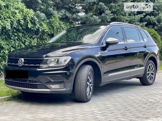 Чорний Фольксваген Tiguan Allspace, об'ємом двигуна 2 л та пробігом 249 тис. км за 24500 $, фото 1 на Automoto.ua