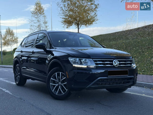 Черный Фольксваген Tiguan Allspace, объемом двигателя 2 л и пробегом 60 тыс. км за 19900 $, фото 1 на Automoto.ua