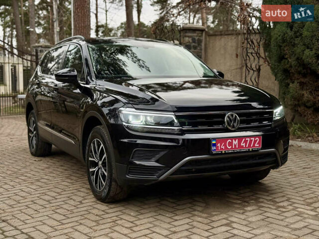Чорний Фольксваген Tiguan Allspace, об'ємом двигуна 2 л та пробігом 119 тис. км за 18800 $, фото 1 на Automoto.ua