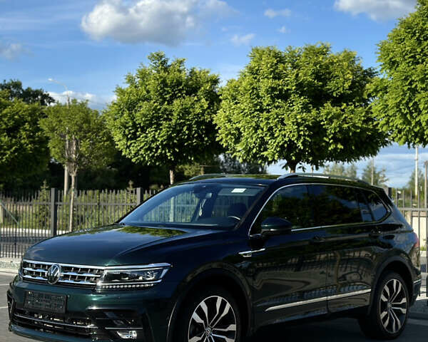 Фольксваген Tiguan Allspace, объемом двигателя 1.97 л и пробегом 62 тыс. км за 25995 $, фото 1 на Automoto.ua