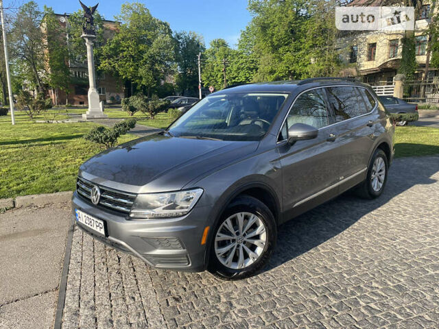 Серый Фольксваген Tiguan Allspace, объемом двигателя 2 л и пробегом 136 тыс. км за 22800 $, фото 1 на Automoto.ua